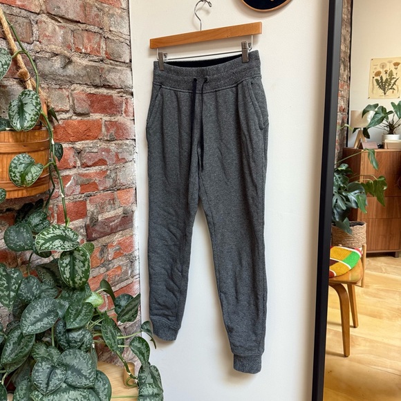 Lululemon | Grey Sweatpants | XS - Picture 1 of 5
